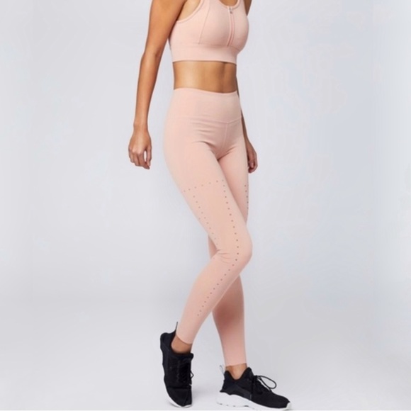 Varley Pants - Varley ‘Boden’ Laser Cut Leggings in ‘Cameo’ Peach Pink Size Small